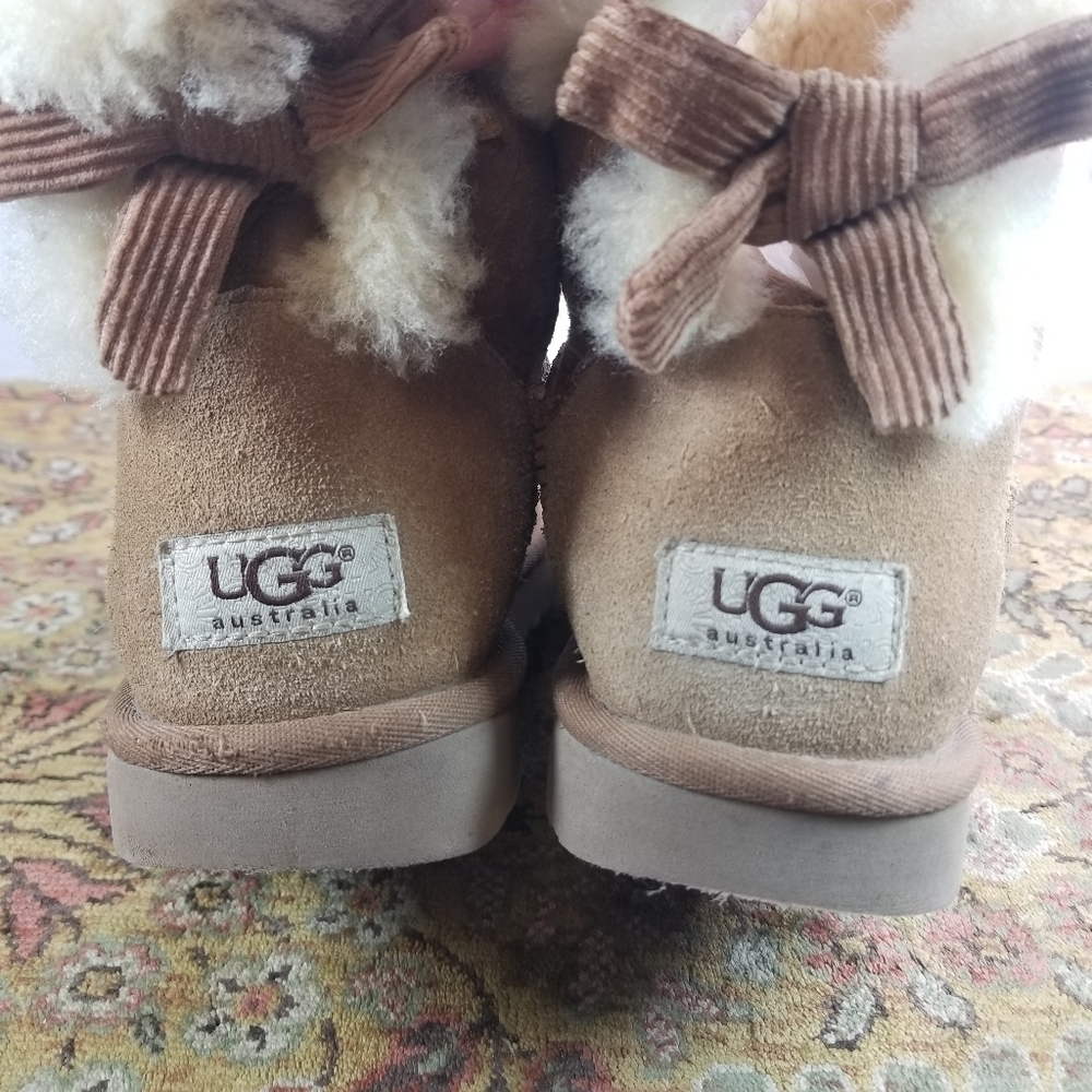 Ugg Bailey Bow mini chestnut short boots - Picture 4 of 10